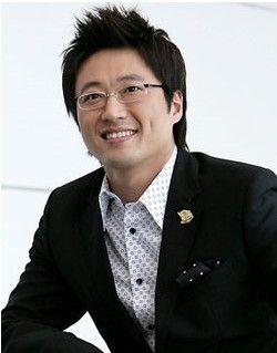 Park Shin Yang